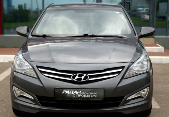 Подержанный автомобиль Hyundai Solaris Sedan 2016 года (2 фото)