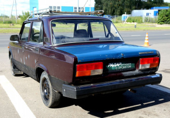 Подержанный автомобиль LADA (ВАЗ) 2107 2010 года (4 фото)