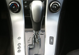 Подержанный автомобиль Chevrolet Cruze Sedan 2011 года (13 фото)