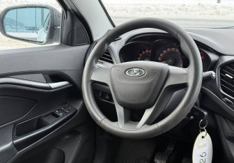 Подержанный автомобиль LADA (ВАЗ) Vesta Sedan 2017 года (13 фото)