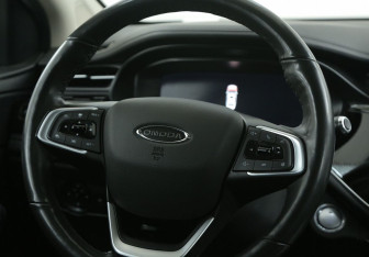 Подержанный автомобиль Omoda S5 2023 года (15 фото)