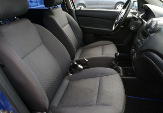 Подержанный автомобиль Chevrolet Aveo Sedan 2008 года (10 фото)