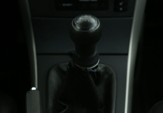 Подержанный автомобиль Toyota Corolla Sedan 2008 года (13 фото)