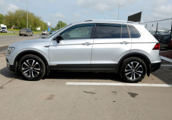 Подержанный автомобиль Volkswagen Tiguan 2019 года (8 фото)