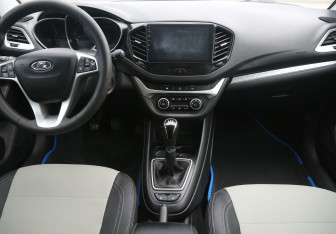 Подержанный автомобиль LADA (ВАЗ) Vesta Wagon 2019 года (12 фото)