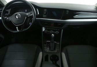 Подержанный автомобиль Volkswagen Bora Sedan 2020 года (12 фото)