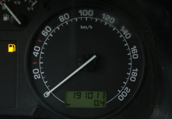 Подержанный автомобиль Skoda Octavia Liftback 2008 года (17 фото)