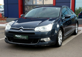 Подержанный автомобиль Citroen C5 Wagon 2008 года (3 фото)