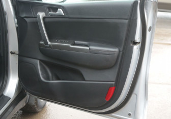 Подержанный автомобиль Kia Sportage 2018 года (17 фото)