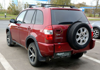 Подержанный автомобиль Chery Tiggo (T11) 2013 года (4 фото)