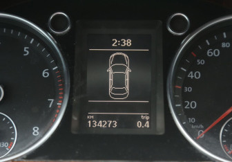 Подержанный автомобиль Volkswagen Passat CC 2011 года (18 фото)
