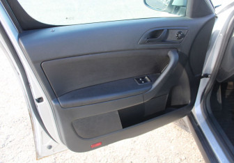 Подержанный автомобиль Skoda Yeti 2012 года (9 фото)