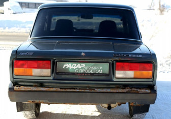 Подержанный автомобиль LADA (ВАЗ) 2107 2010 года (5 фото)
