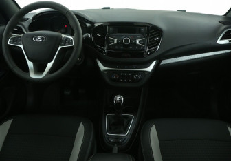 Подержанный автомобиль LADA (ВАЗ) Vesta Wagon 2020 года (12 фото)