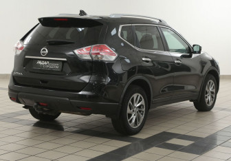 Подержанный автомобиль Nissan X-Trail 2018 года (4 фото)