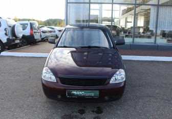 Подержанный автомобиль LADA (ВАЗ) Priora Hatchback 2012 года (2 фото)