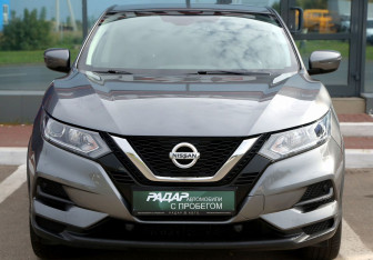 Подержанный автомобиль Nissan Qashqai 2020 года (2 фото)