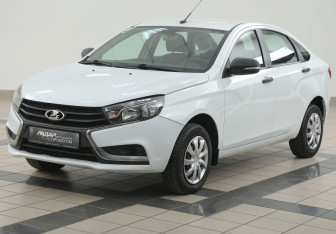 Подержанный автомобиль LADA (ВАЗ) Vesta Sedan 2019 года (8 фото)