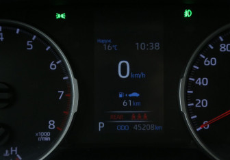 Подержанный автомобиль Toyota RAV4 2020 года (22 фото)