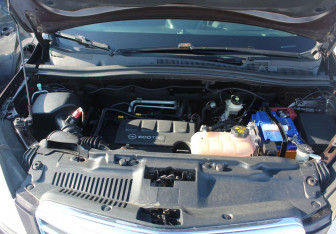 Подержанный автомобиль Opel Mokka 2014 года (18 фото)