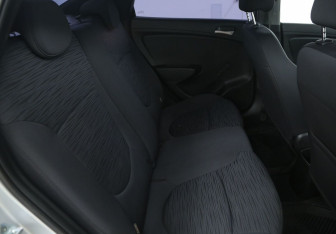 Подержанный автомобиль Hyundai Solaris Sedan 2016 года (11 фото)