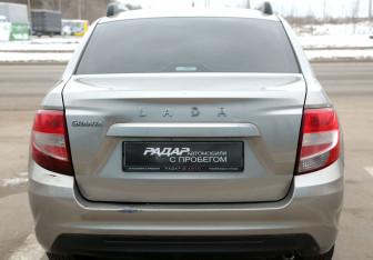 Подержанный автомобиль LADA (ВАЗ) Granta Sedan 2019 года (5 фото)