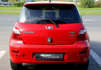 Подержанный автомобиль Great Wall Coolbear 2010 года (5 фото)