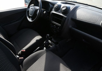 Подержанный автомобиль LADA (ВАЗ) Granta Sedan 2013 года (9 фото)