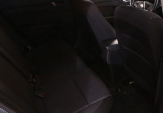 Подержанный автомобиль Hyundai Solaris Sedan 2017 года (8 фото)