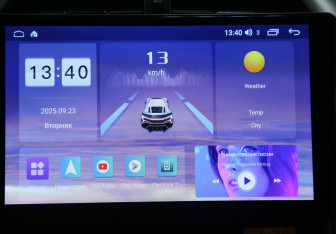 Подержанный автомобиль Toyota RAV4 2004 года (15 фото)