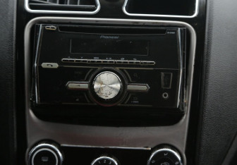 Подержанный автомобиль Geely Emgrand EC7 Sedan 2013 года (13 фото)