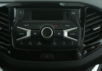 Подержанный автомобиль LADA (ВАЗ) Vesta Wagon 2019 года (13 фото)