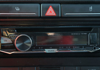 Подержанный автомобиль Audi A4 Wagon 2002 года (13 фото)