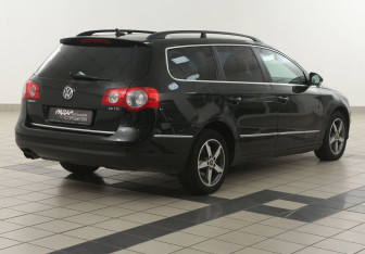 Подержанный автомобиль Volkswagen Passat Wagon 2008 года (4 фото)