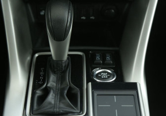 Подержанный автомобиль Mitsubishi Eclipse Cross 2018 года (15 фото)