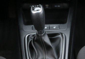 Подержанный автомобиль Kia Rio Hatchback 2020 года (20 фото)