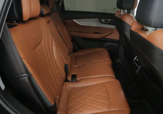 Подержанный автомобиль Chery Tiggo 8 Pro Max 2023 года (11 фото)