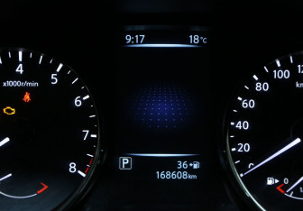 Подержанный автомобиль Nissan Qashqai 2014 года (17 фото)