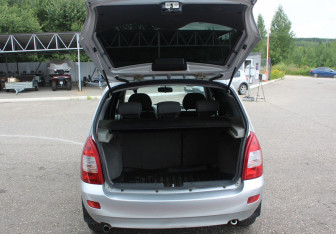 Подержанный автомобиль LADA (ВАЗ) Kalina Wagon 2012 года (16 фото)
