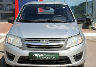 Подержанный автомобиль LADA (ВАЗ) Granta Liftback 2015 года (2 фото)