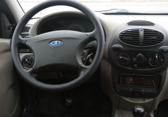 Подержанный автомобиль LADA (ВАЗ) Kalina Wagon 2010 года (14 фото)