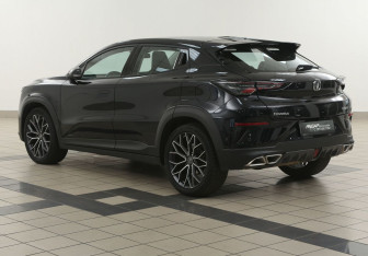 Подержанный автомобиль Changan UNI-T 2023 года (2 фото)