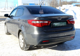 Подержанный автомобиль Kia Rio Sedan 2014 года (4 фото)