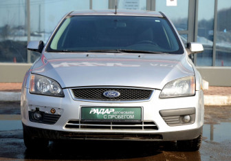 Подержанный автомобиль Ford Focus Sedan 2007 года (2 фото)