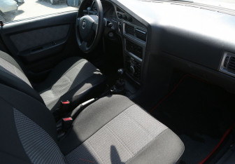 Подержанный автомобиль Daewoo Nexia Sedan 2011 года (9 фото)