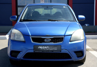 Подержанный автомобиль Kia Rio Hatchback 2011 года (2 фото)