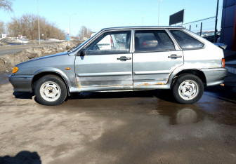 Подержанный автомобиль LADA (ВАЗ) 2114 2011 года (8 фото)