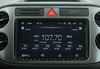 Подержанный автомобиль Volkswagen Tiguan 2010 года (21 фото)