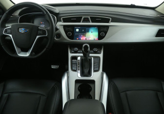Подержанный автомобиль Geely Atlas 2019 года (13 фото)