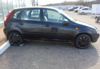 Подержанный автомобиль LADA (ВАЗ) Kalina Hatchback 2012 года (8 фото)